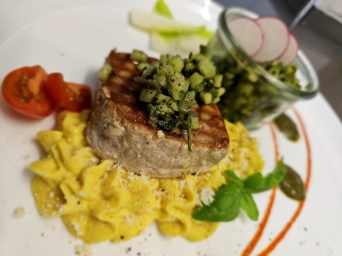 MixedBistro_4.jpeg